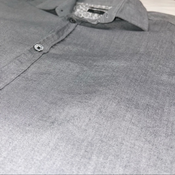 ✨HOST PICK✨Hugo Boss Slim-Fit Dress Shirt - Picture 8 of 8